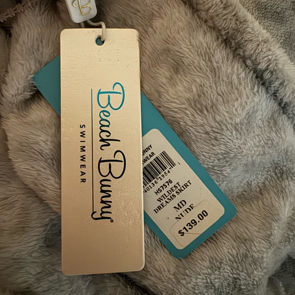 Beach Bunny Wildest Dreams Skirt Nude - Picture 4 of 4